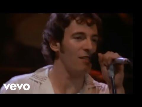 Bruce Springsteen - Dancing In The Dark (Official Music Video)